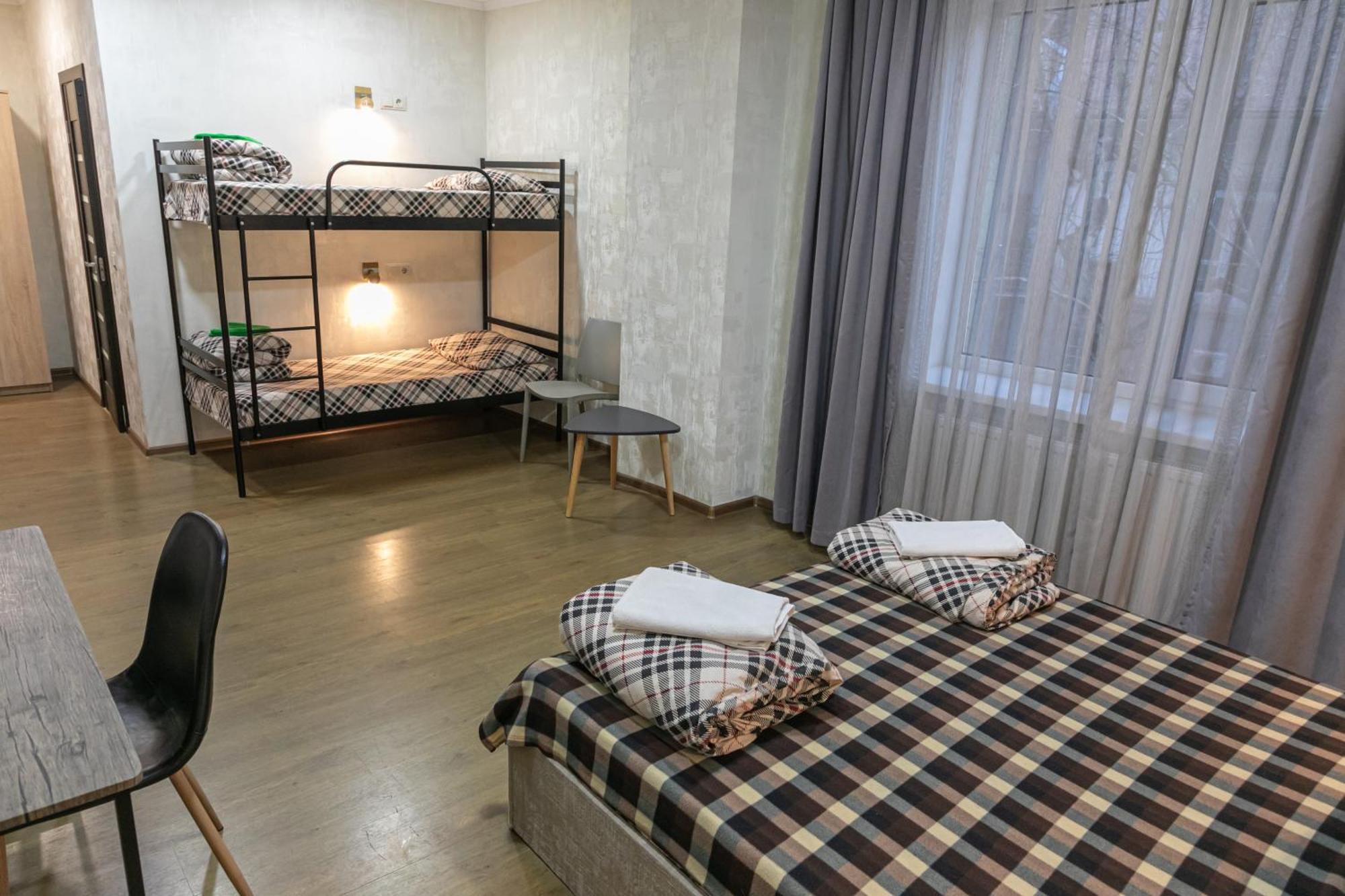 Alina Hotel & Hostel Ujgorod Dış mekan fotoğraf
