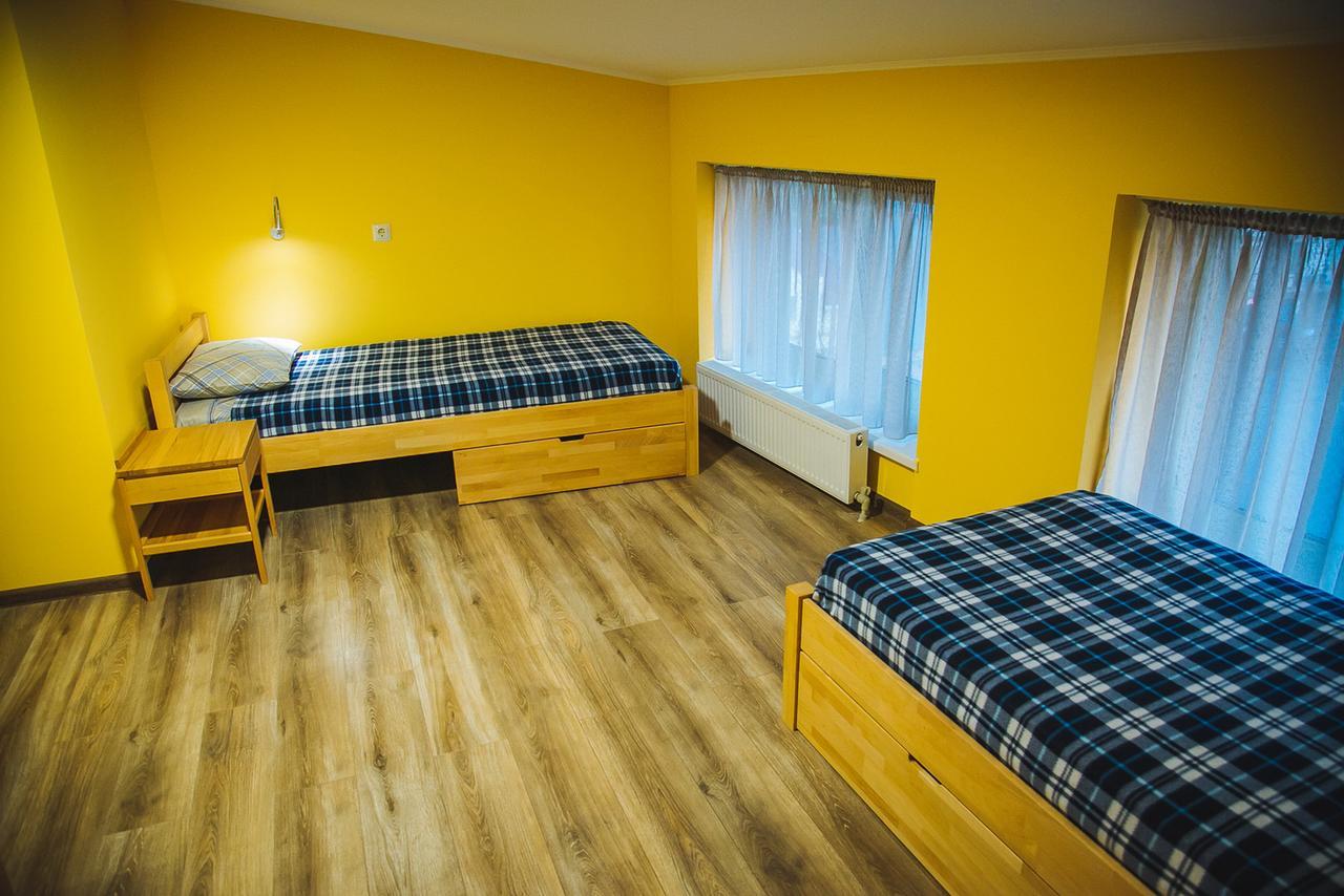Alina Hotel & Hostel Ujgorod Dış mekan fotoğraf