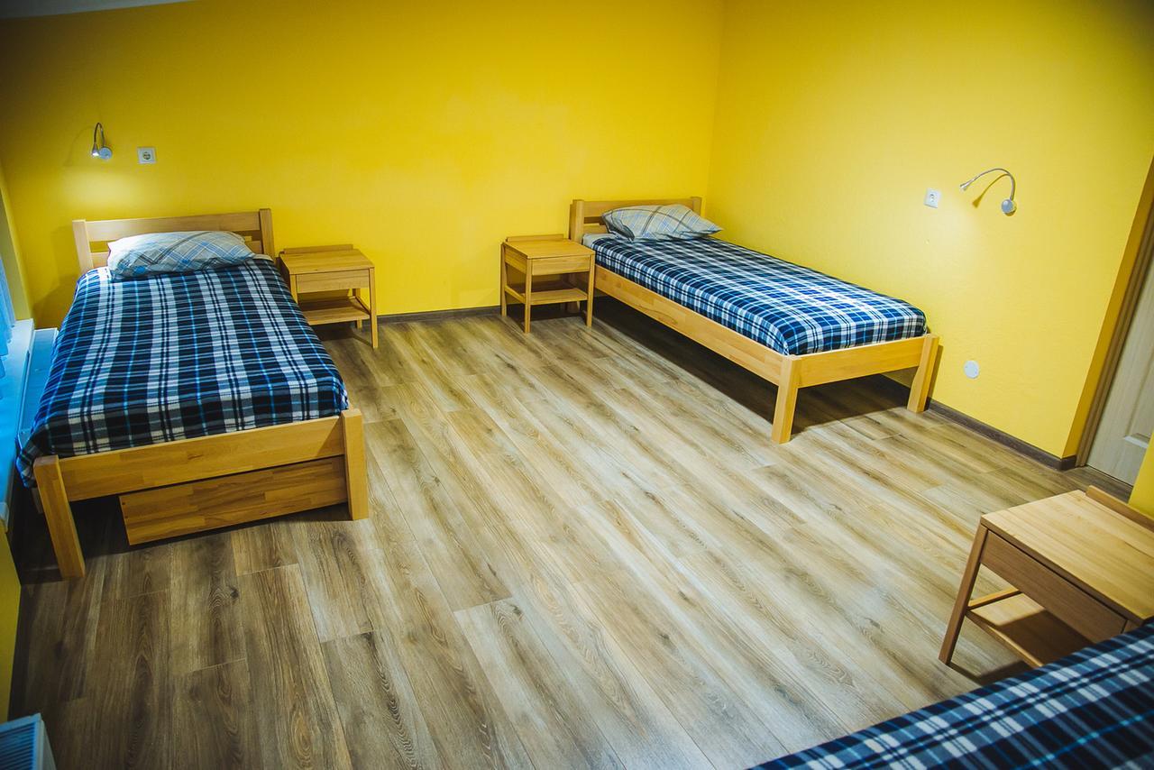 Alina Hotel & Hostel Ujgorod Dış mekan fotoğraf