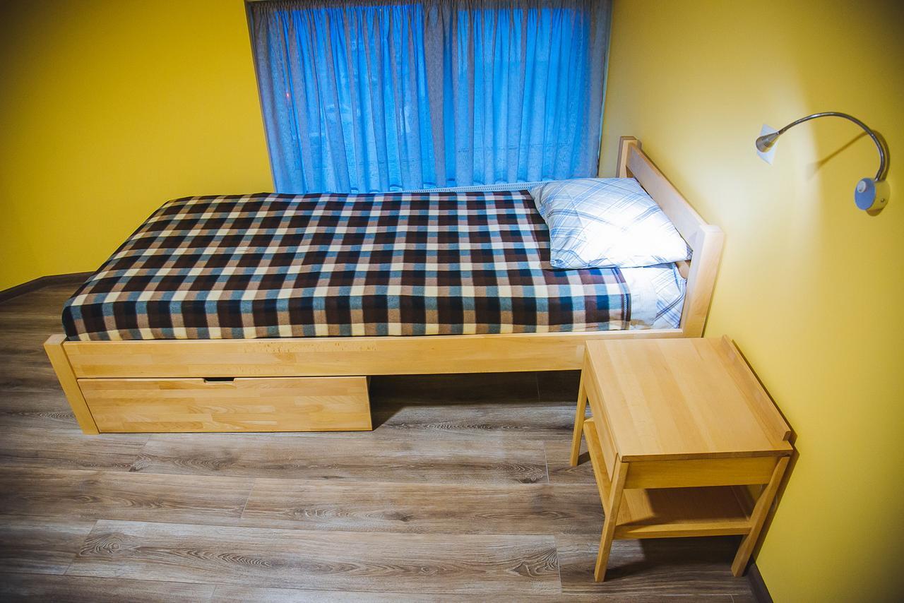 Alina Hotel & Hostel Ujgorod Dış mekan fotoğraf