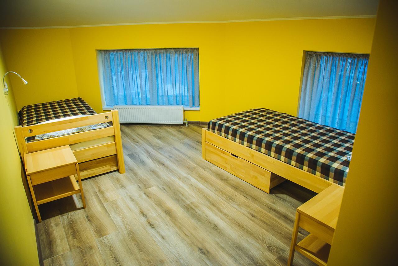 Alina Hotel & Hostel Ujgorod Dış mekan fotoğraf