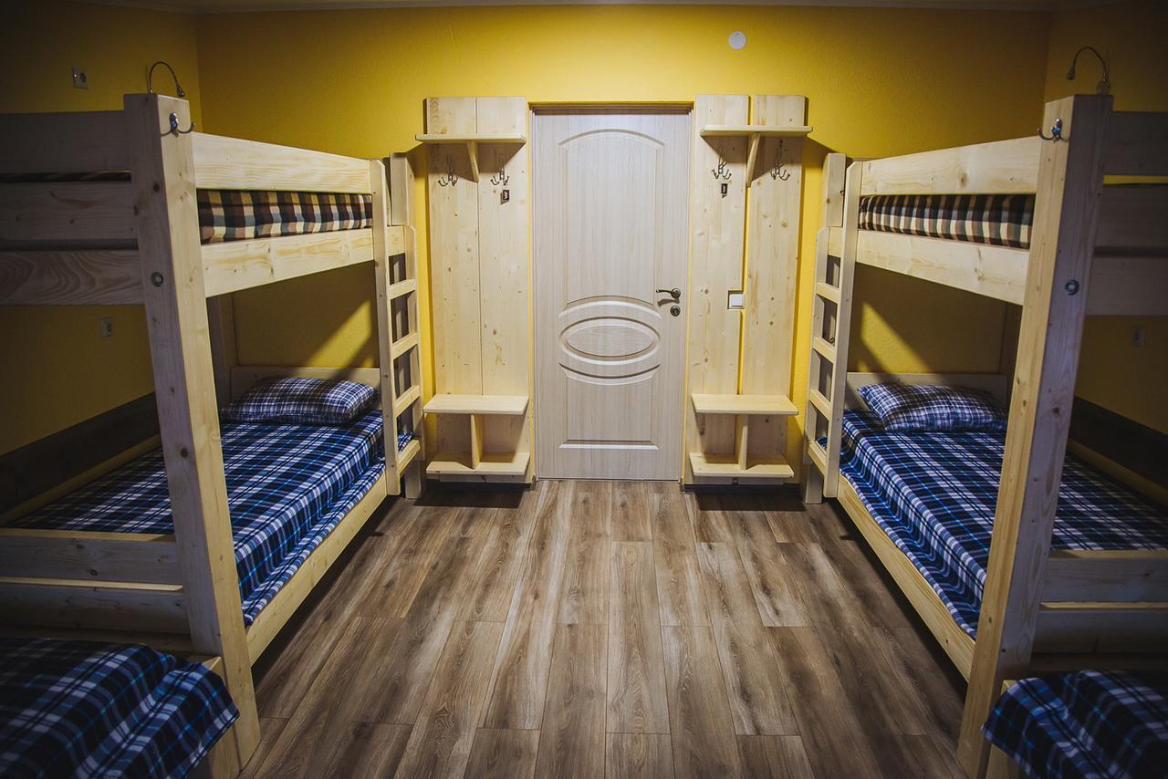 Alina Hotel & Hostel Ujgorod Dış mekan fotoğraf