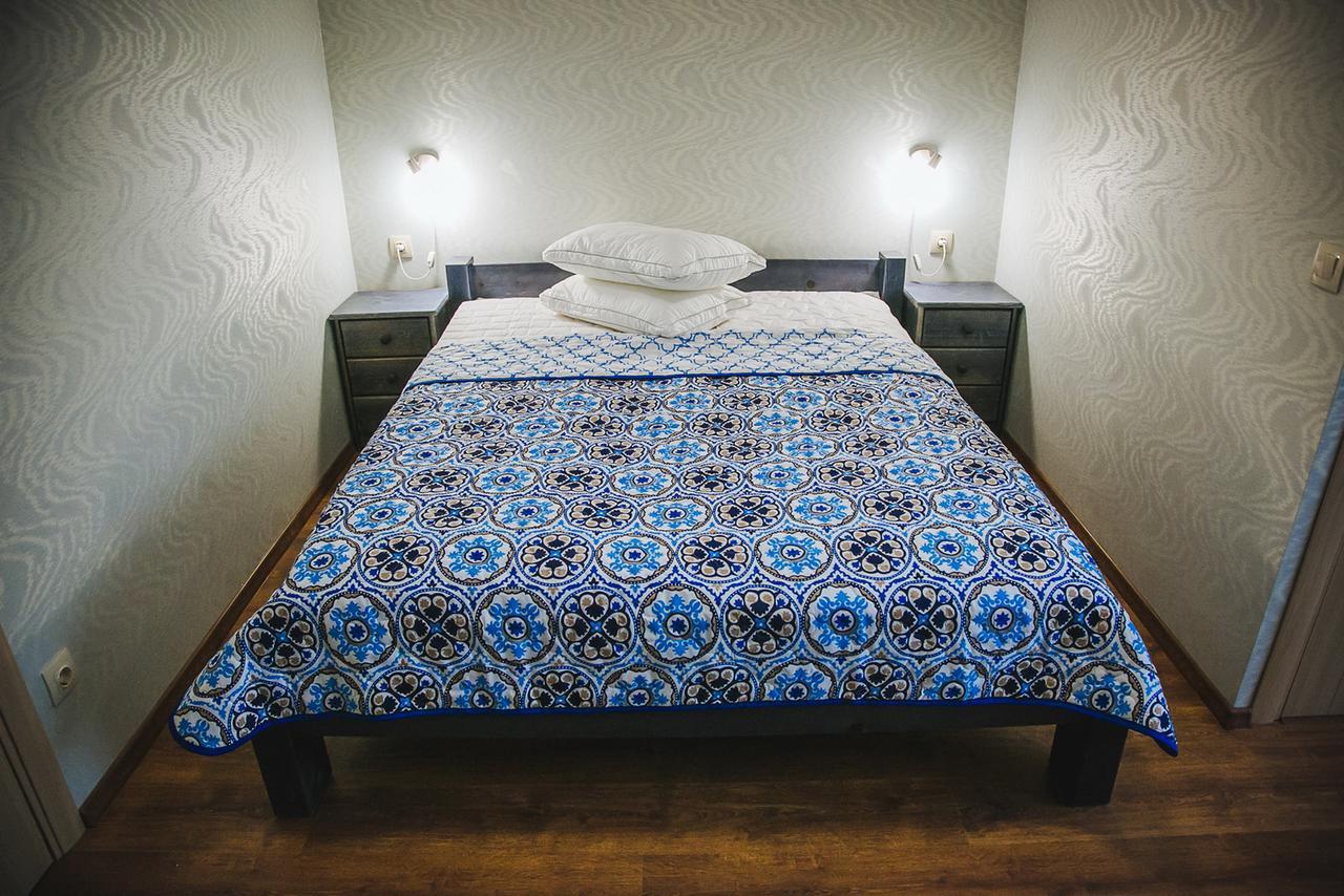 Alina Hotel & Hostel Ujgorod Dış mekan fotoğraf